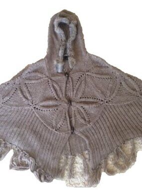 Line Poncho Brown Large Rabbit Fur Trim Hood Knit Warm Tassels